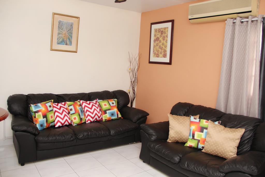 Central Oaklands Kingston Apt Экстерьер фото