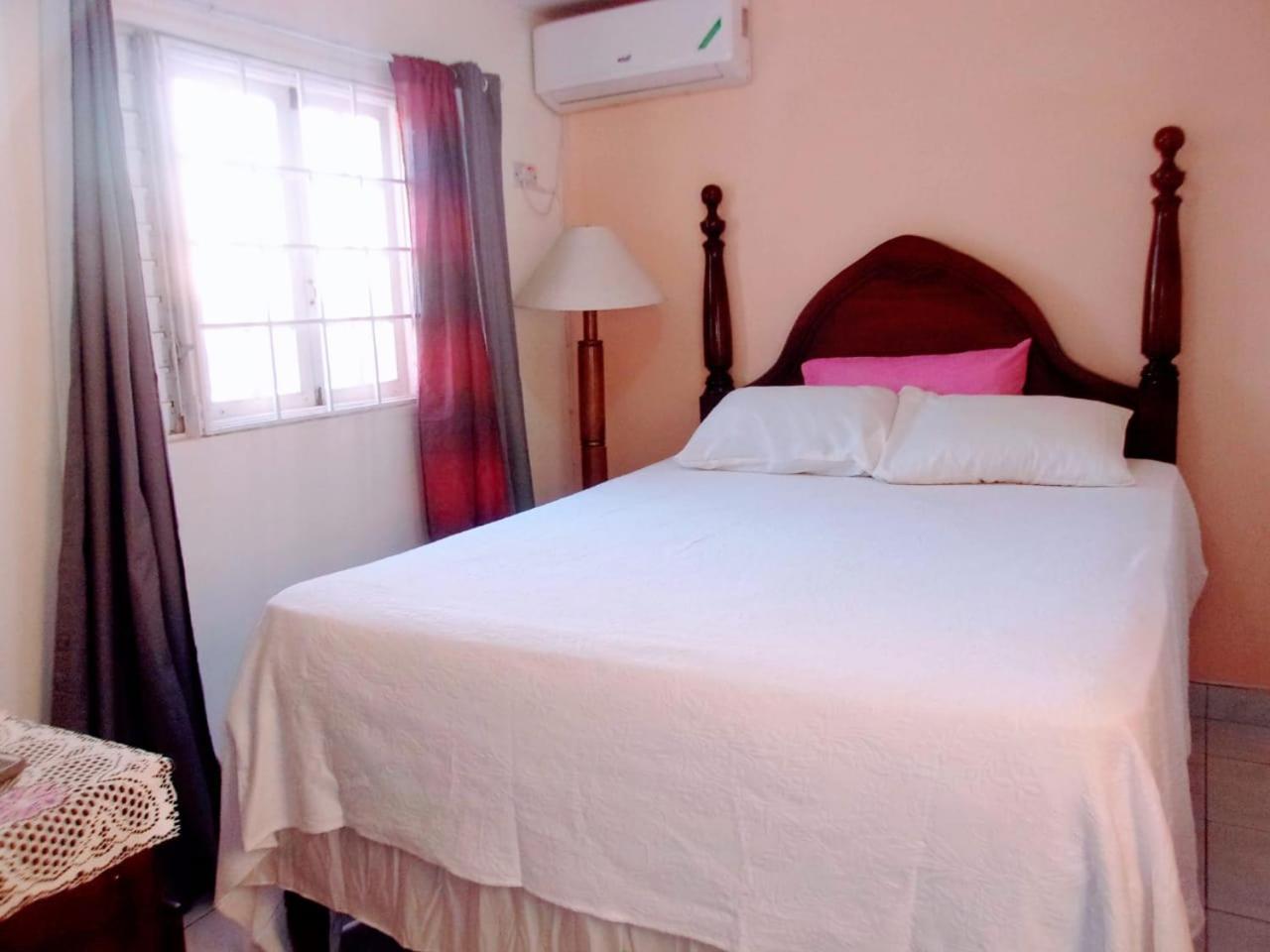 Central Oaklands Kingston Apt Экстерьер фото