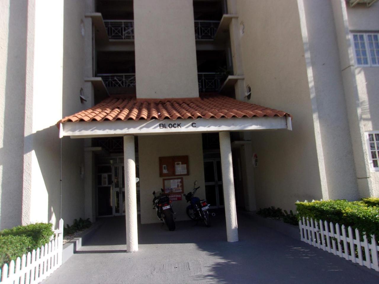 Central Oaklands Kingston Apt Экстерьер фото