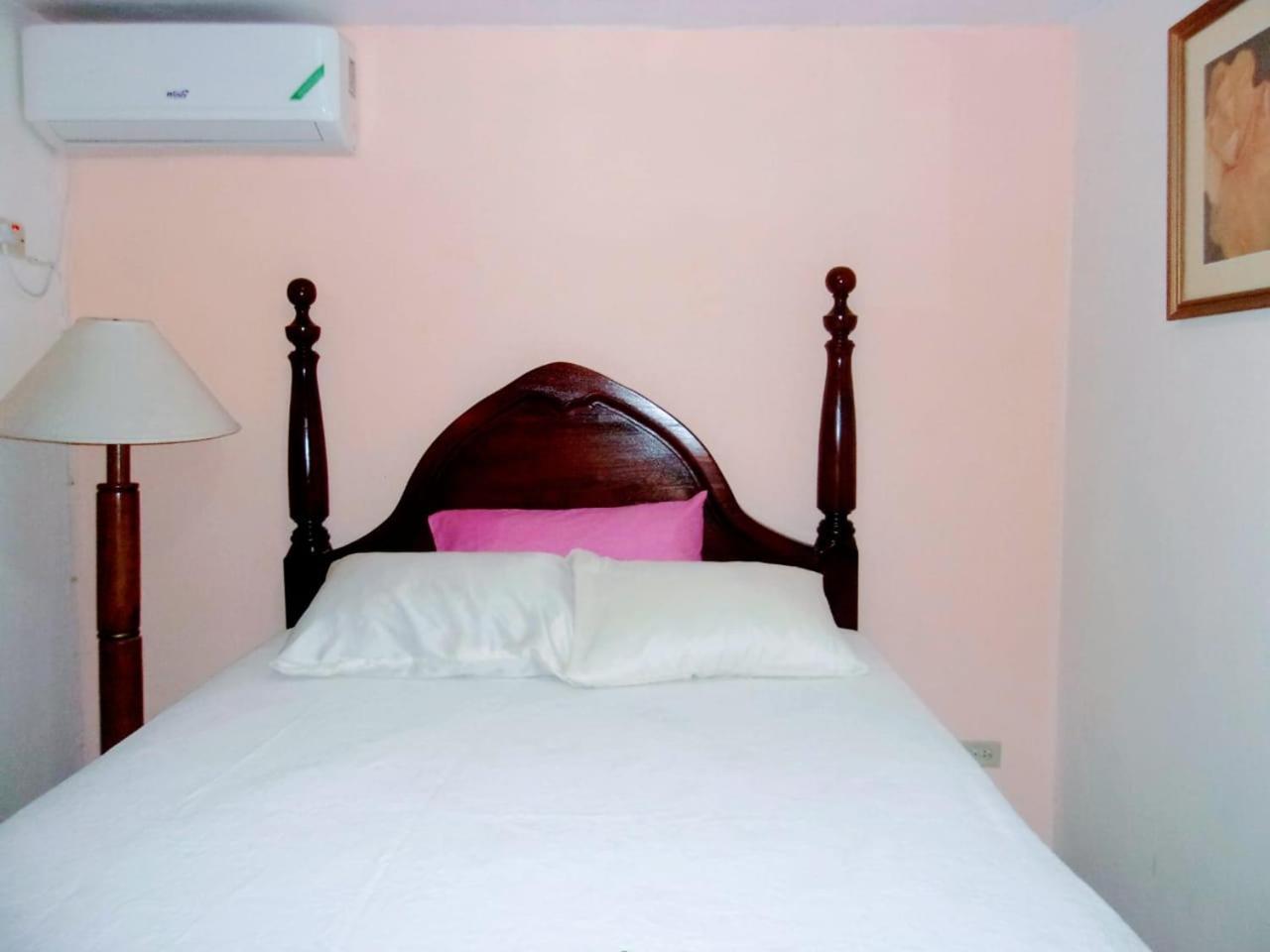 Central Oaklands Kingston Apt Экстерьер фото